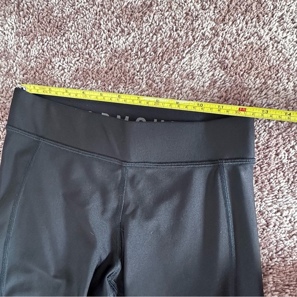 Under Armour Leggings Bundle - Picture 8 of 9